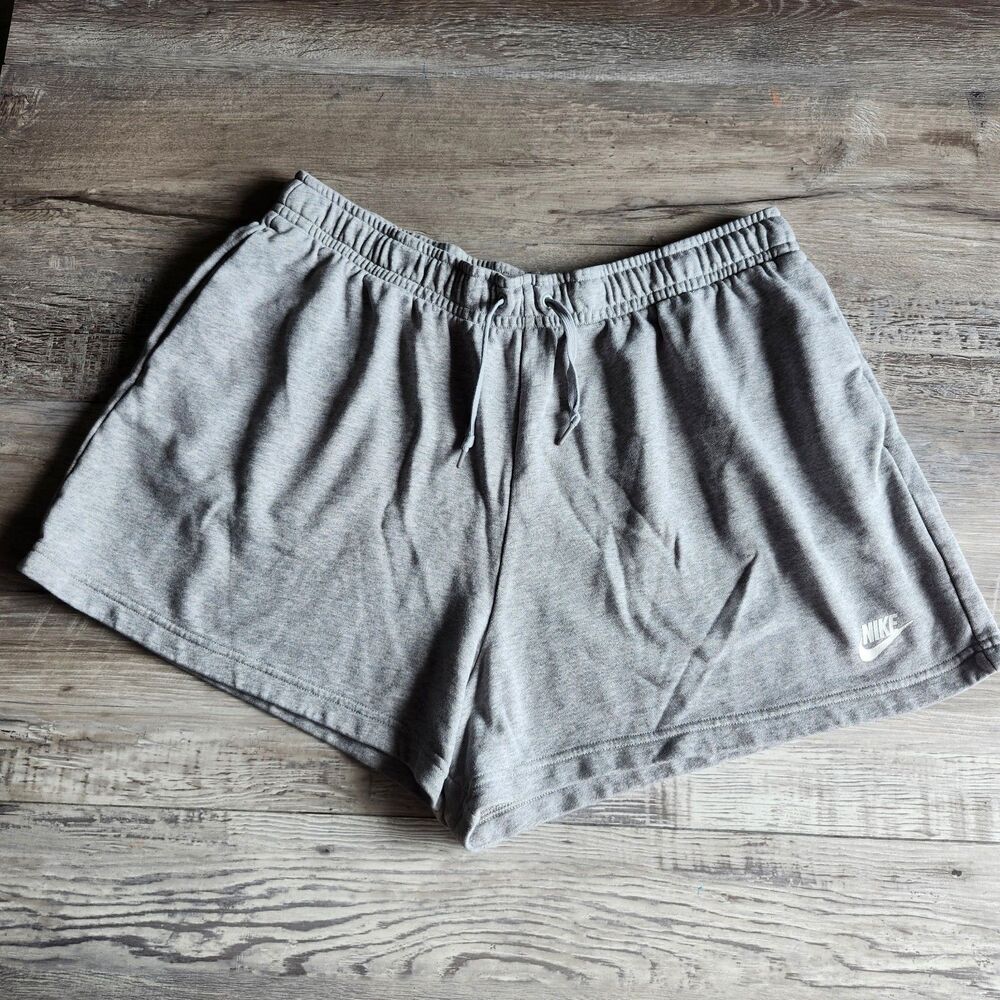 (1X) Nike shorts